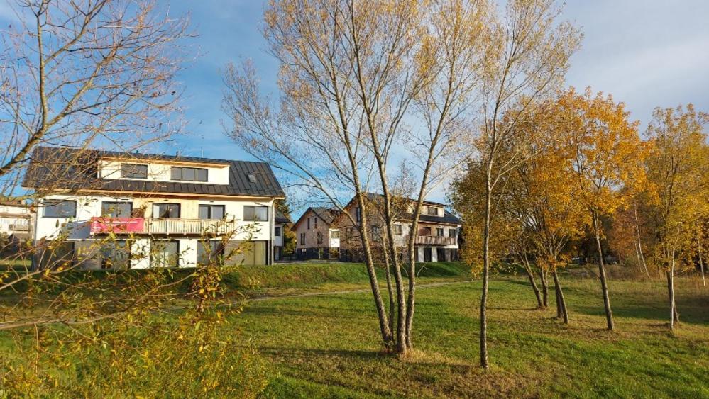 Lipno Apartments Bergmax, Ski Areal Lipno 16Min Dojezd - Resort Male Lipno S Terasou A Zahradkou, Parking Free Cerna v Posumavi Ngoại thất bức ảnh